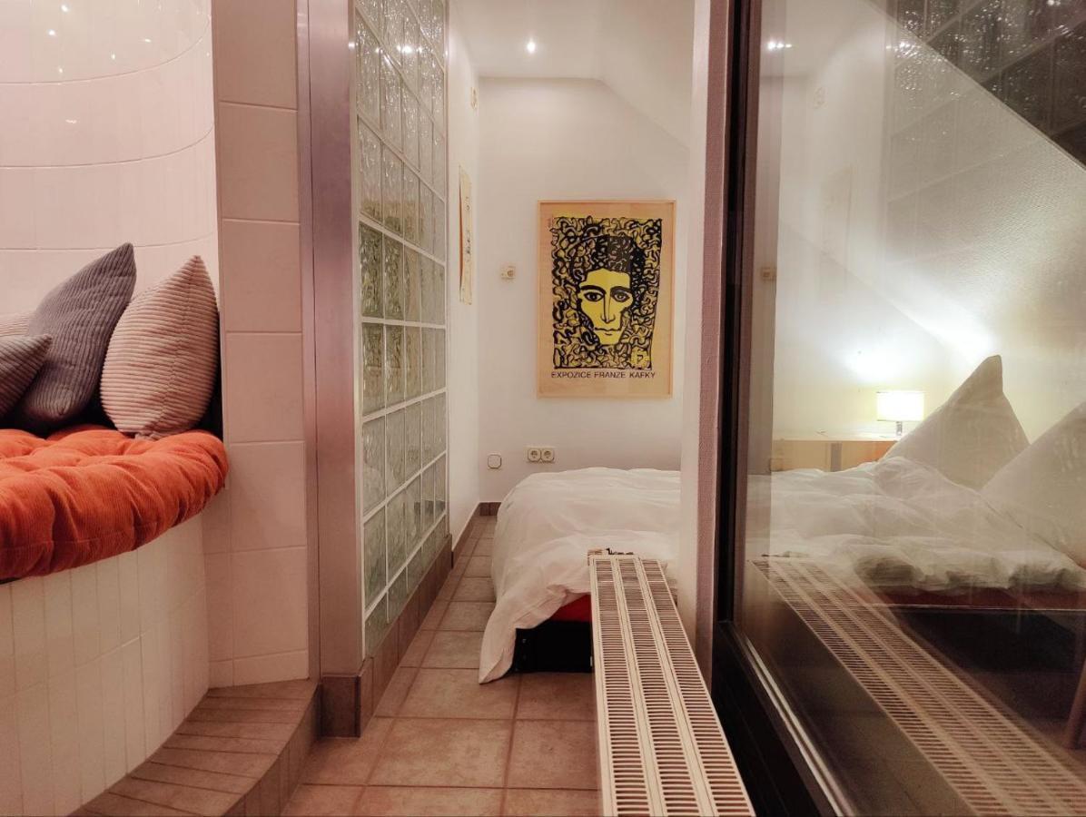 Spacious & Comfortable Guestrooms W Private Bathrooms Near Koelnmesse & Lanxess Arena, Free Parking, Highspeed Wifi Extérieur photo